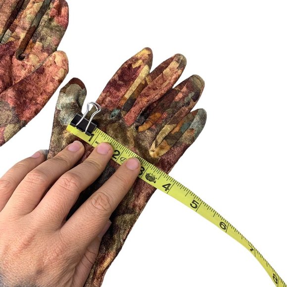 Vintage 90s Velvet Soft Tone Floral Print Gloves - Picture 5 of 5